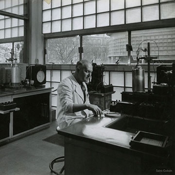 1952.jpg